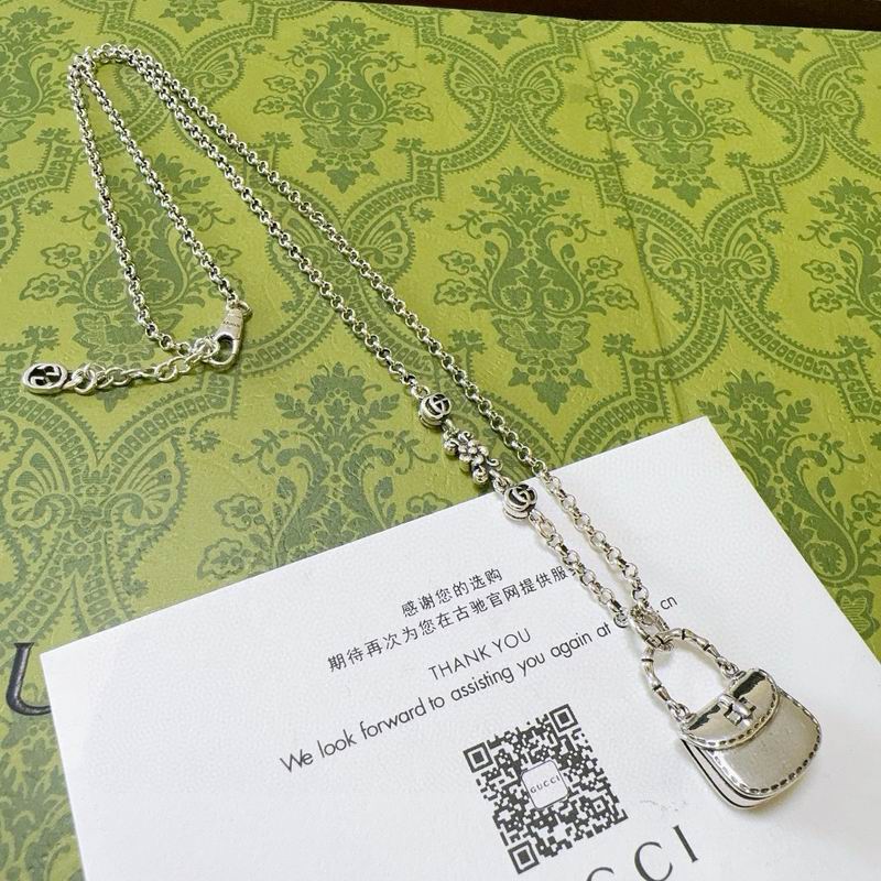 Gucci Necklace 09yxx114